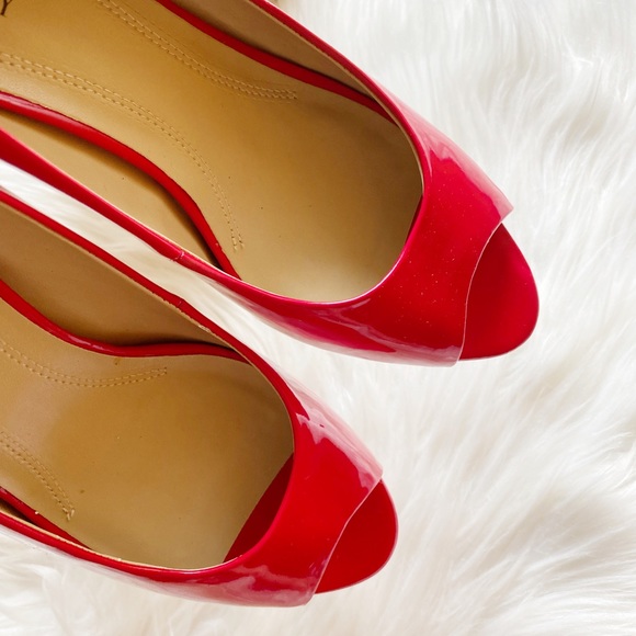 - SOLD - Ellen Tracy Vanna Peep Toe Heels - Picture 4 of 9